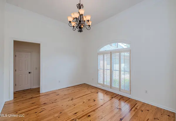 220 Sycamore Lane, Madison, MS 39110