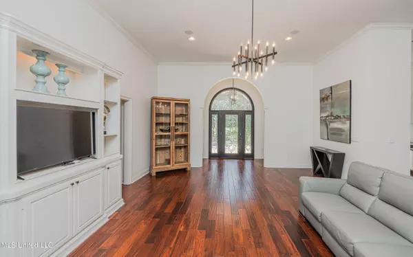 120 Midway Estates Drive, Terry, MS 39170