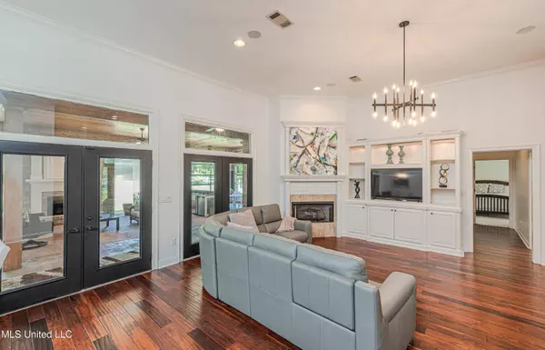 120 Midway Estates Drive, Terry, MS 39170