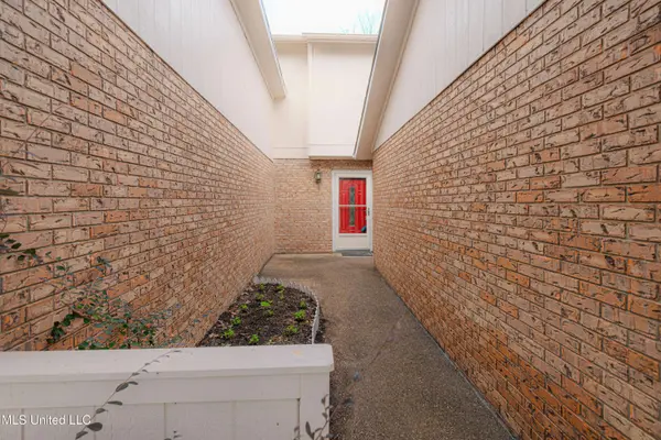 418 Lakebend Place, Brandon, MS 39042