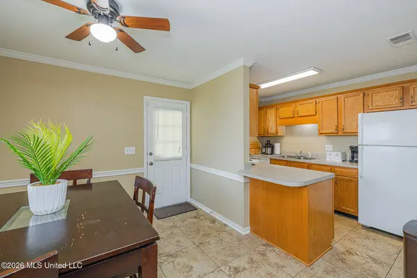 1934 Twin Pine Drive, Pearl, MS 39208