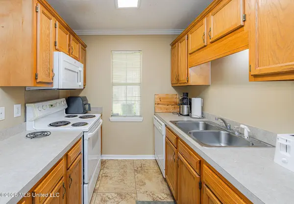 1934 Twin Pine Drive, Pearl, MS 39208