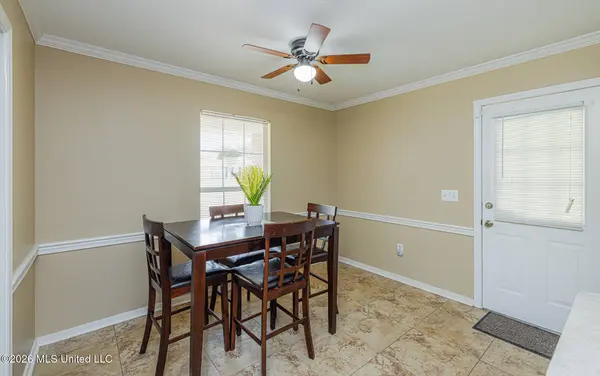 1934 Twin Pine Drive, Pearl, MS 39208