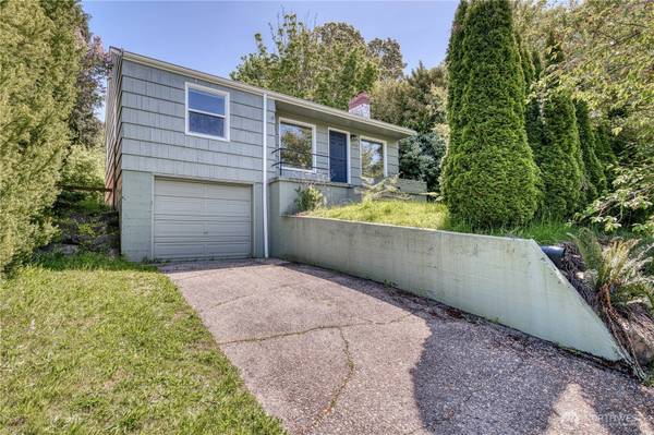 5932 37th AVE SW, Seattle, WA 98126