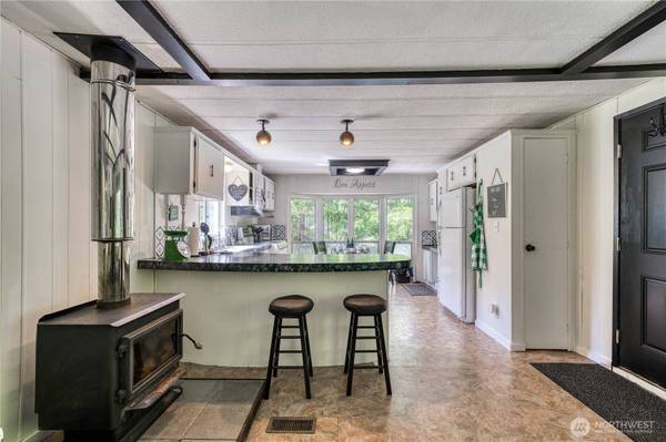 428 Mineral Creek RD #29, Mineral, WA 98355