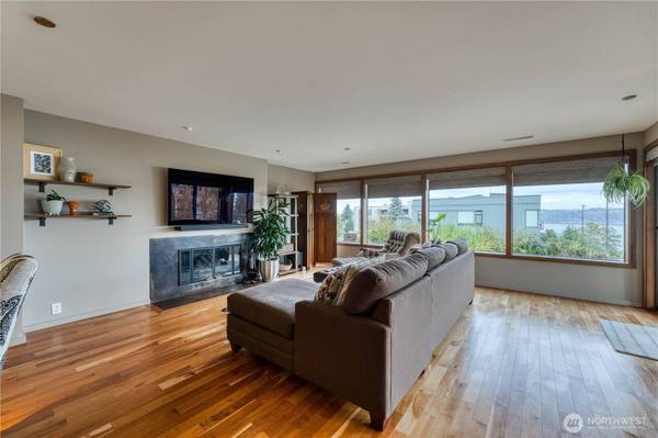 507 N 3rd ST #101, Tacoma, WA 98403