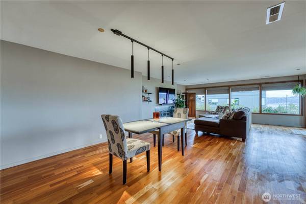 507 N 3rd ST #101, Tacoma, WA 98403