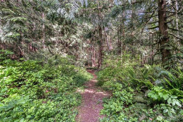 15873 Peacock Hill RD SE, Olalla, WA 98359