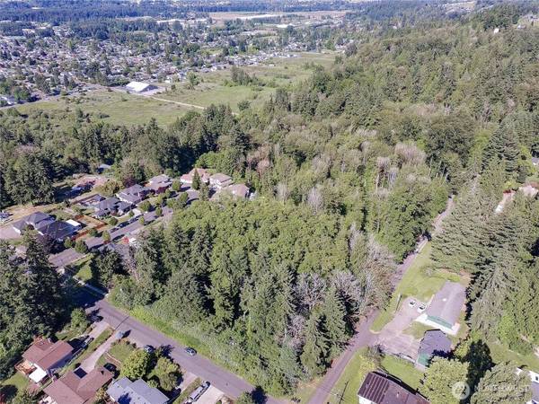 1701 13th ST SE, Puyallup, WA 98372