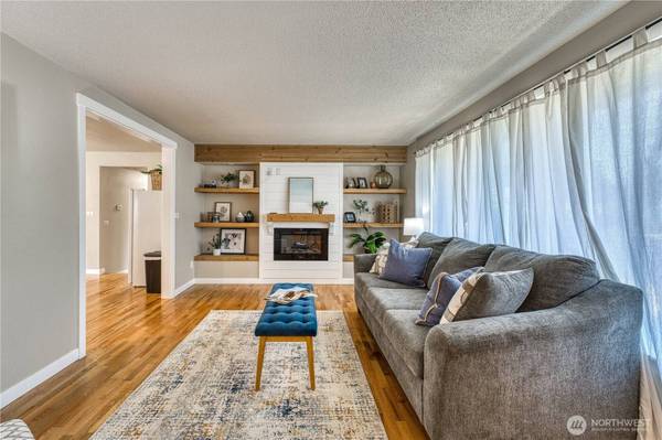 20404 95th AVE E, Graham, WA 98338