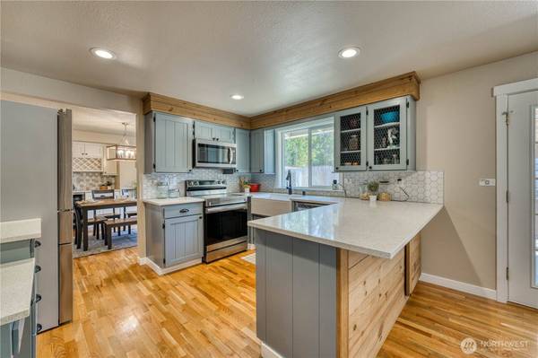 20404 95th AVE E, Graham, WA 98338