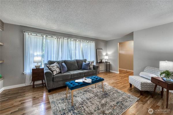 20404 95th AVE E, Graham, WA 98338