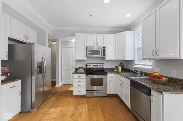 6665 Boxcar PL, Indianapolis, IN 46220