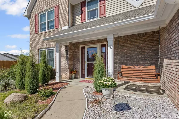 312 Wales CT, Greenwood, IN 46142