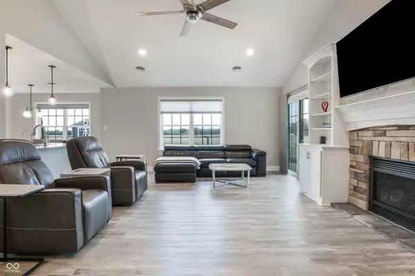 204 S McMinn RD, Centerville, IN 47330