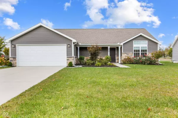 204 S McMinn RD, Centerville, IN 47330