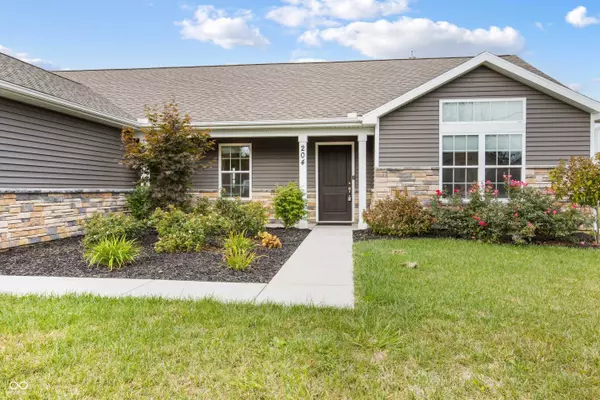 204 S McMinn RD, Centerville, IN 47330