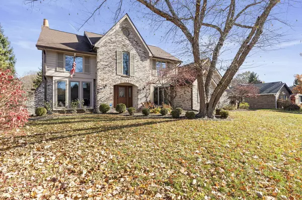 8815 Fathom Crest, Indianapolis, IN 46256