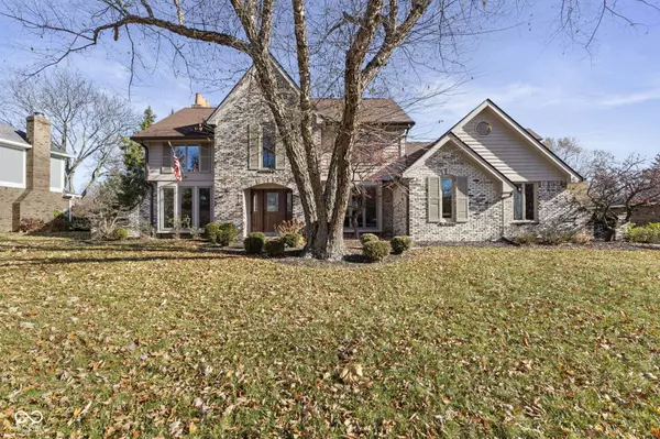 8815 Fathom Crest, Indianapolis, IN 46256