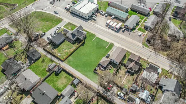 443-445 E Michigan ST, Fortville, IN 46040