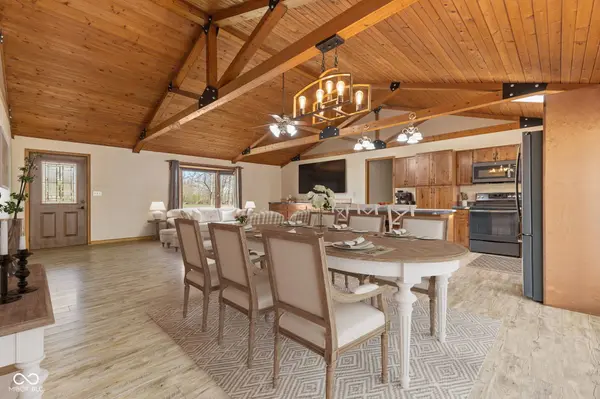 6251 W 300 S, New Palestine, IN 46163