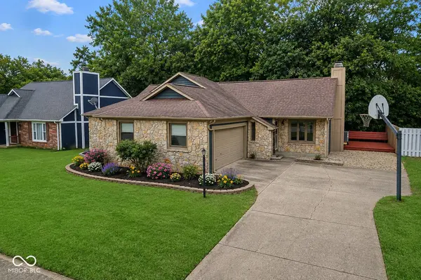 841 Westridge CIR