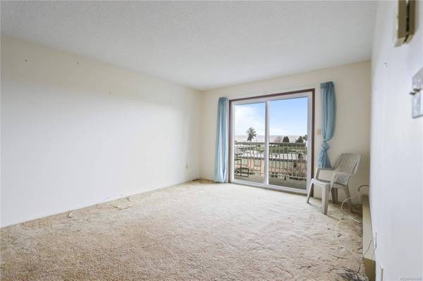 9942 Daniel St #407, Chemainus, BC V0R 1K1