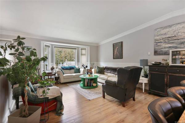 3313 Barrington Rd, Nanaimo, BC V9T 5R5