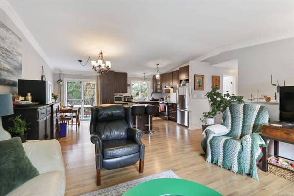 3313 Barrington Rd, Nanaimo, BC V9T 5R5