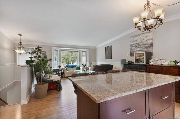 3313 Barrington Rd, Nanaimo, BC V9T 5R5