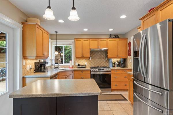 4957 Hartwig Cres, Nanaimo, BC V9T 1V9