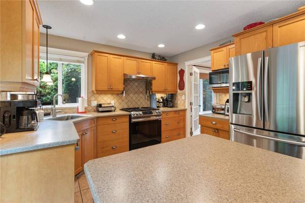 4957 Hartwig Cres, Nanaimo, BC V9T 1V9