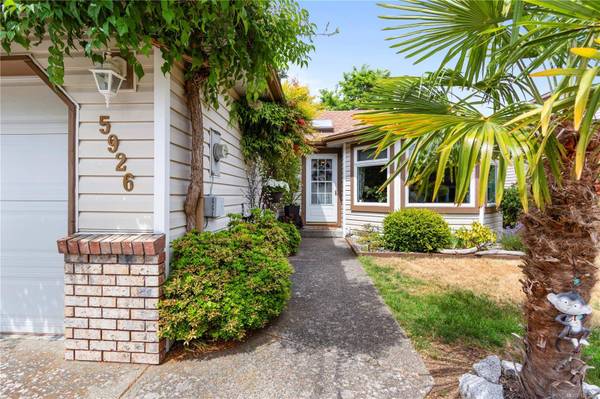 5926 Broadway Rd, Nanaimo, BC V9V 1E5