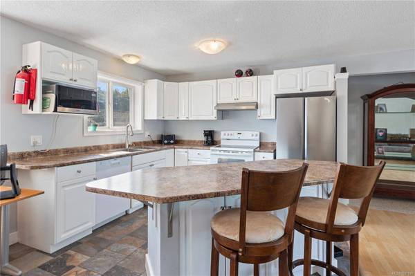 3400 Departure Bay Rd, Nanaimo, BC V9T 1B8
