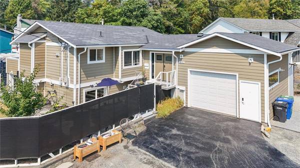 3400 Departure Bay Rd