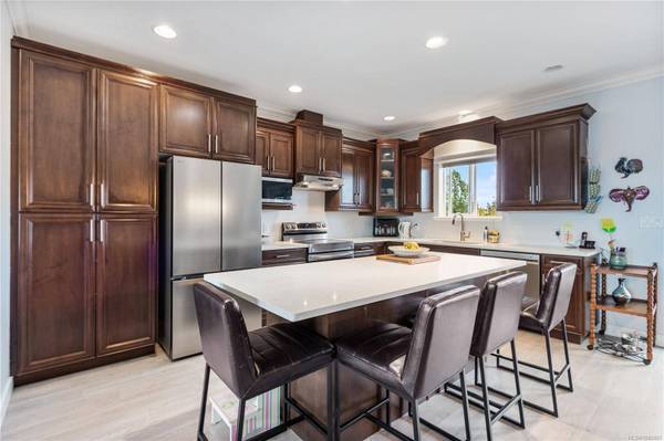 2152 Lark Cres, Nanaimo, BC V9S 5J8