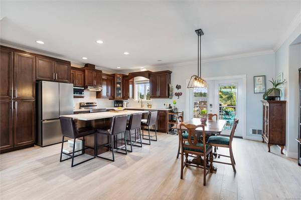 2152 Lark Cres, Nanaimo, BC V9S 5J8