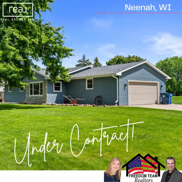 That was fast! 1595 Nelson Ct in Neenah is officially under contract!