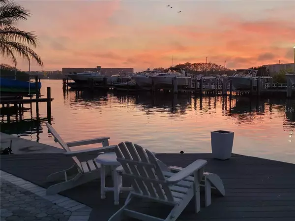 1311 SEA GULL DR S, St Petersburg, FL 33707