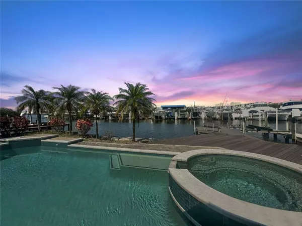 1311 SEA GULL DR S, St Petersburg, FL 33707