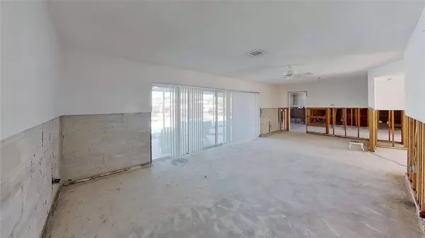 1311 SEA GULL DR S, St Petersburg, FL 33707