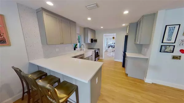 1200 47TH ST N, St Petersburg, FL 33713