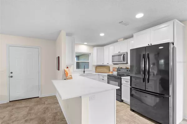 1811 HIBISCUS CT S, Oldsmar, FL 34677