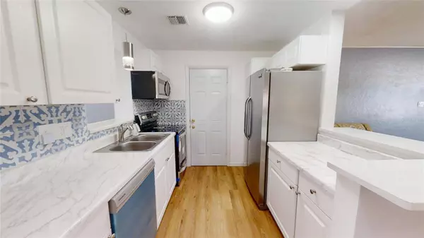 6375 19TH AVE N, St Petersburg, FL 33710