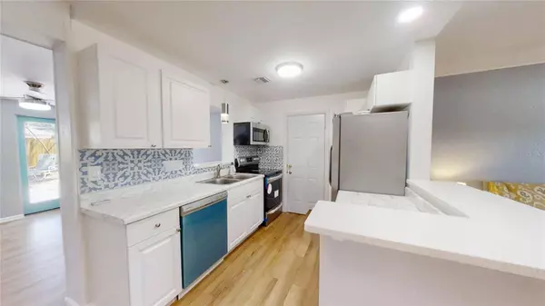 6375 19TH AVE N, St Petersburg, FL 33710