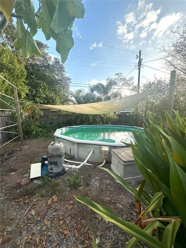 5924 DARTMOUTH AVE N, St Petersburg, FL 33710