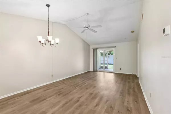 10780 43RD ST N #702, Clearwater, FL 33762