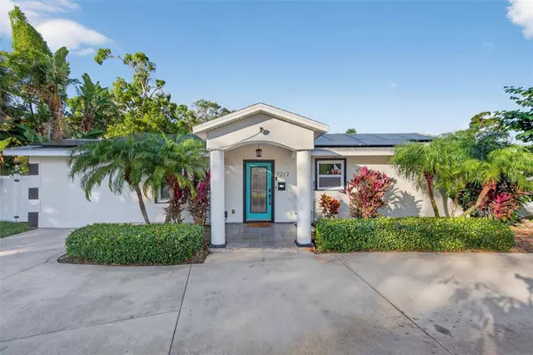 7217 6TH AVE N, St Petersburg, FL 33710