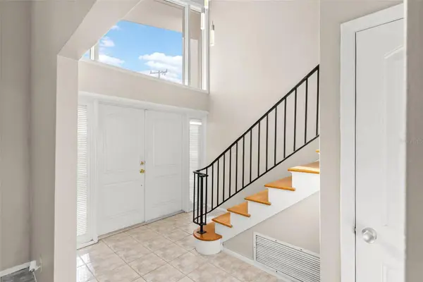 7887 9TH AVE S, St Petersburg, FL 33707