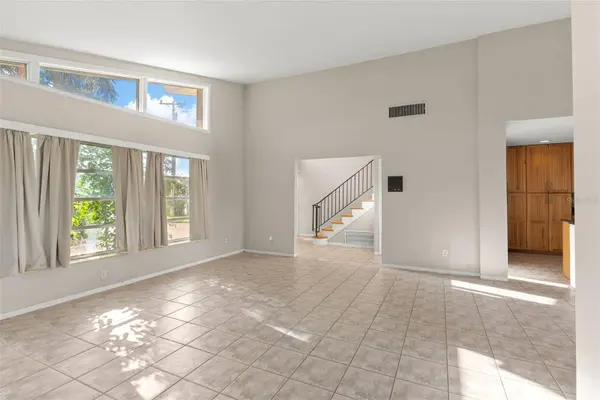 7887 9TH AVE S, St Petersburg, FL 33707